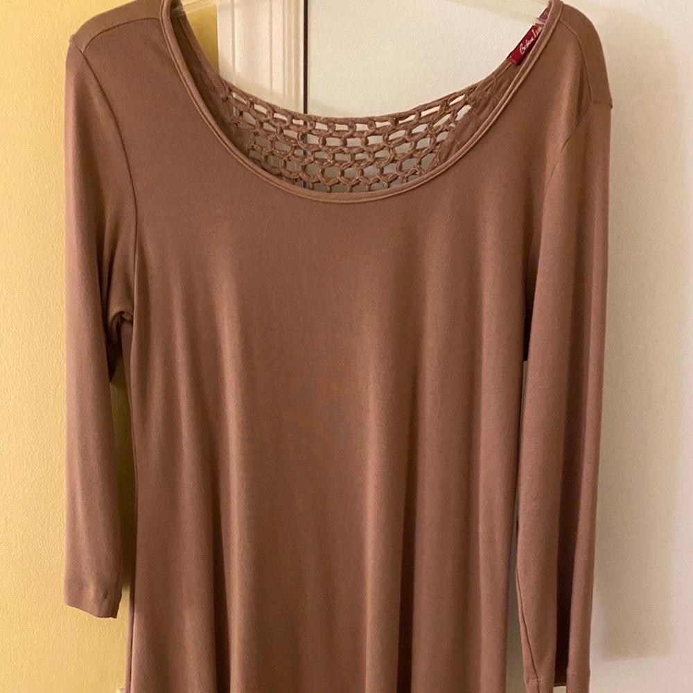 3/4 sleeve top